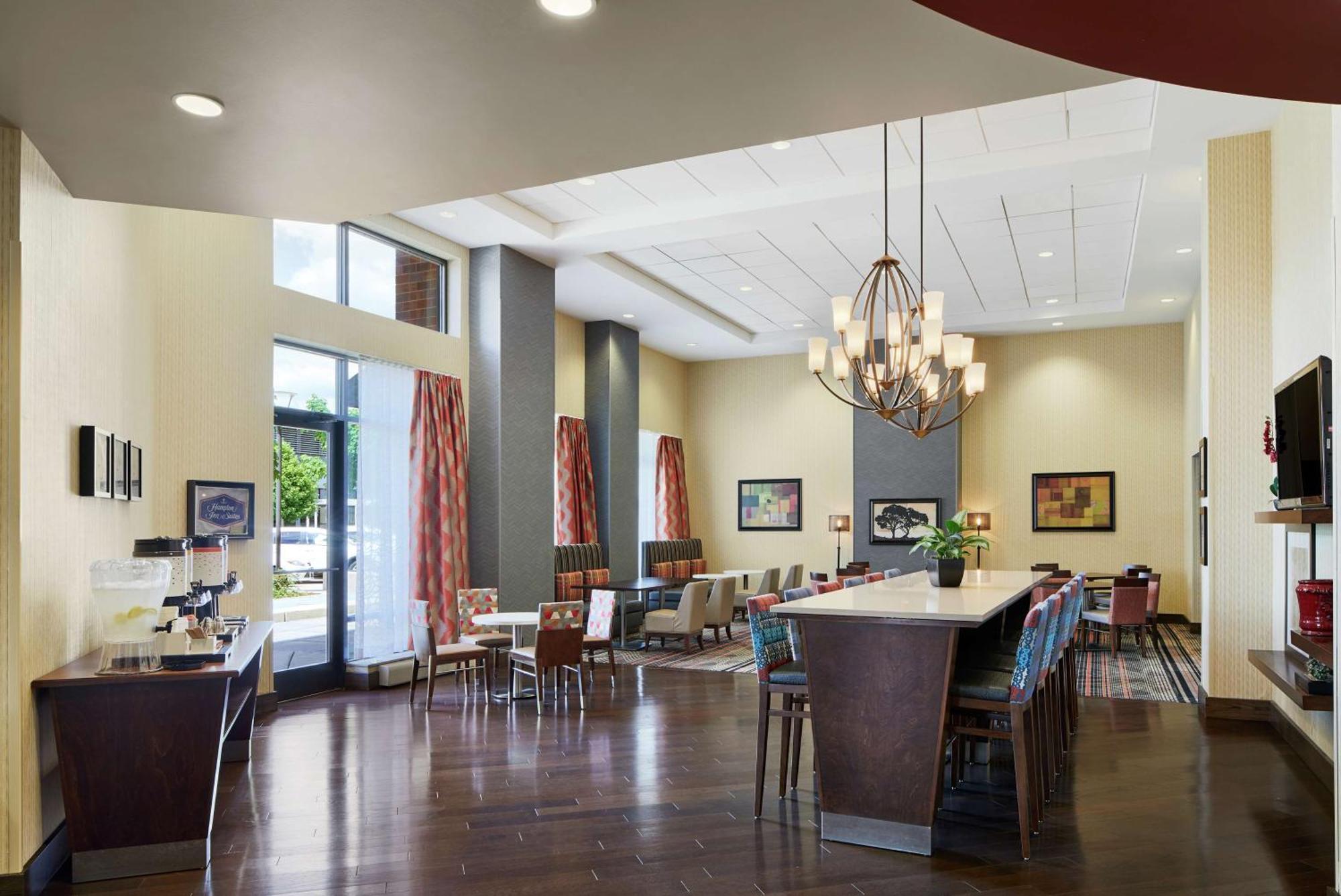 Hampton Inn & Suites Mt. Prospect Mount Prospect Buitenkant foto